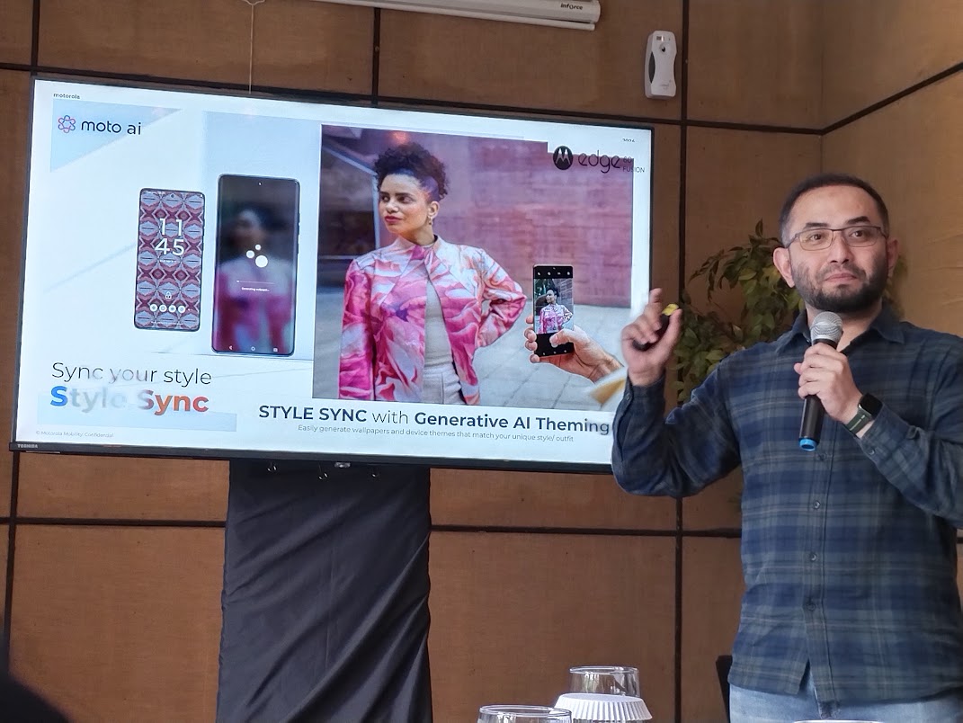 MOMEN: Product and Portfolio Head Motorola Indonesia Zulfahmi menyebut Motorola edge 60 Fusion hadir dengan kamera 100 persen true color Sony-Lytia 700C dengan warna yang divalidasi oleh Pantone.