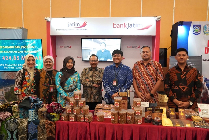 PAMERAN: UMKM binaan Bank Jatim berpartisipasi di misi dagang Pemprov Jatim di Provinsi Nusa Tenggara Barat.
