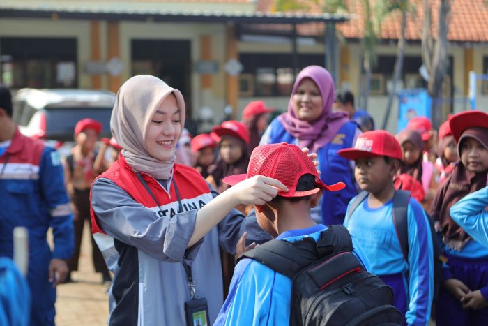 BELAJAR BERSAMA: Program Kencana Si Udin diikuti oleh 55 siswa kelas 5 dan 6, yang diberikan edukasi kebencanaan secara menyenangkan dan aplikatif melalui lima pos kegiatan.