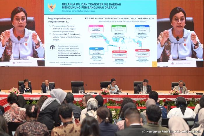 TARGET: Menteri Keuangan Sri Mulyani Indrawati menyampaikan Postur APBN 2026 dalam Konferensi Pers tentang RAPBN dan Nota Keuangan.