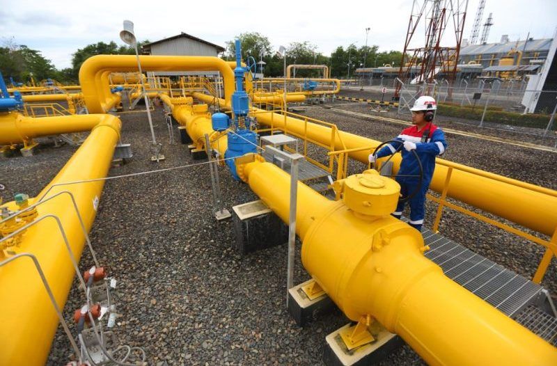 JAGA: Menteri Energi dan Sumber Daya Mineral (ESDM) Bahlil Lahadalia mengalihkan sebagian gas yang diekspor untuk memenuhi kebutuhan gas domestik.