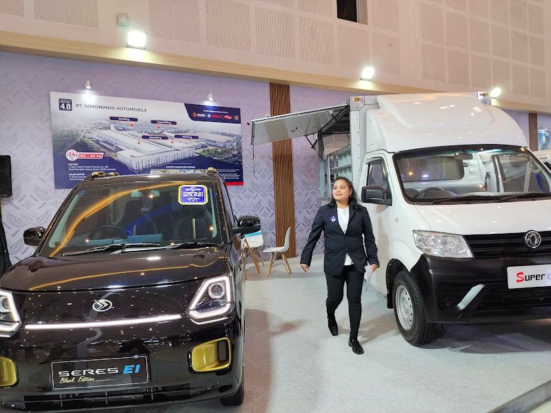 PARTISIPASI: PT Sokonindo Automobile memboyong sejumlah seri DFSK dan Seres terbaru di GIIAS Surabaya 2025 sebagai bentuk mendukung transformasi otomotif menuju era elektrifikasi.