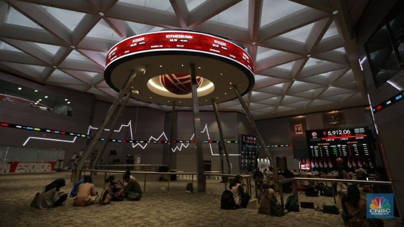 PERDAGANGAN: Layar digital menampilkan pergerakan Indeks Harga Saham Gabungan (IHSG) di Bursa Efek Indonesia (BEI), Jakarta, belum lama ini.