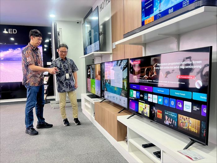 BARU: LG memperkenalkan produk baru dari 3 kategori utama yang dirancang untuk memenuhi kebutuhan bisnis lewat performa, efisiensi dan kualitas visual yaitu TV Hotel, Commercial TV dan LG LED MAGNIT