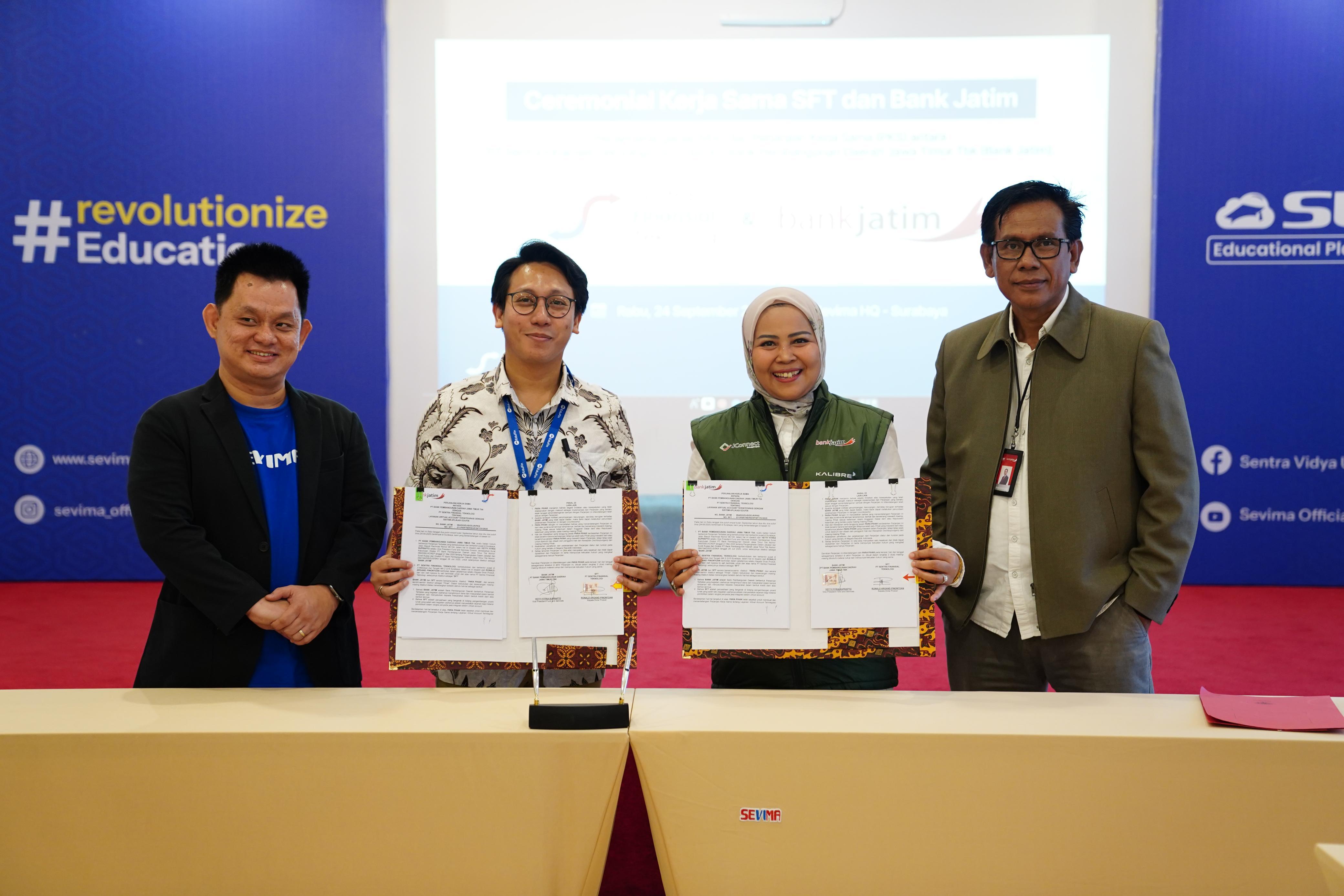 KERJA SAMA: Bank Jatim secara resmi telah melakukan sinergitas dengan PT Sentra Finansial Teknologi (SFT).