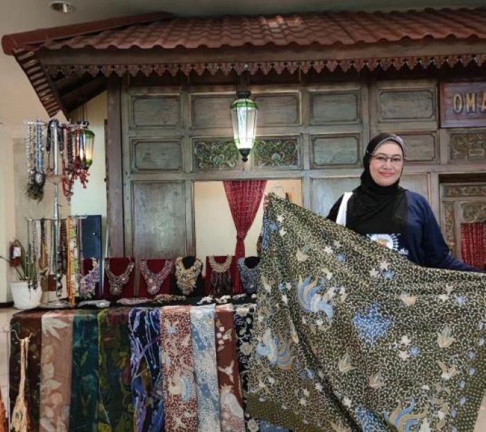 UMKM: Shantika Fashion Jaya, sebuah usaha fashion ramah lingkungan yang tidak hanya melahirkan karya seni bernilai tinggi, tetapi juga menjadi ladang penghidupan dan pemberdayaan bagi wanita tangguh
