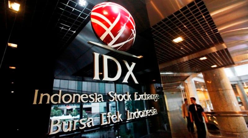 MELENGGANG: Suasana kantor Bursa Efek Indonesia (BEI) Jakarta.