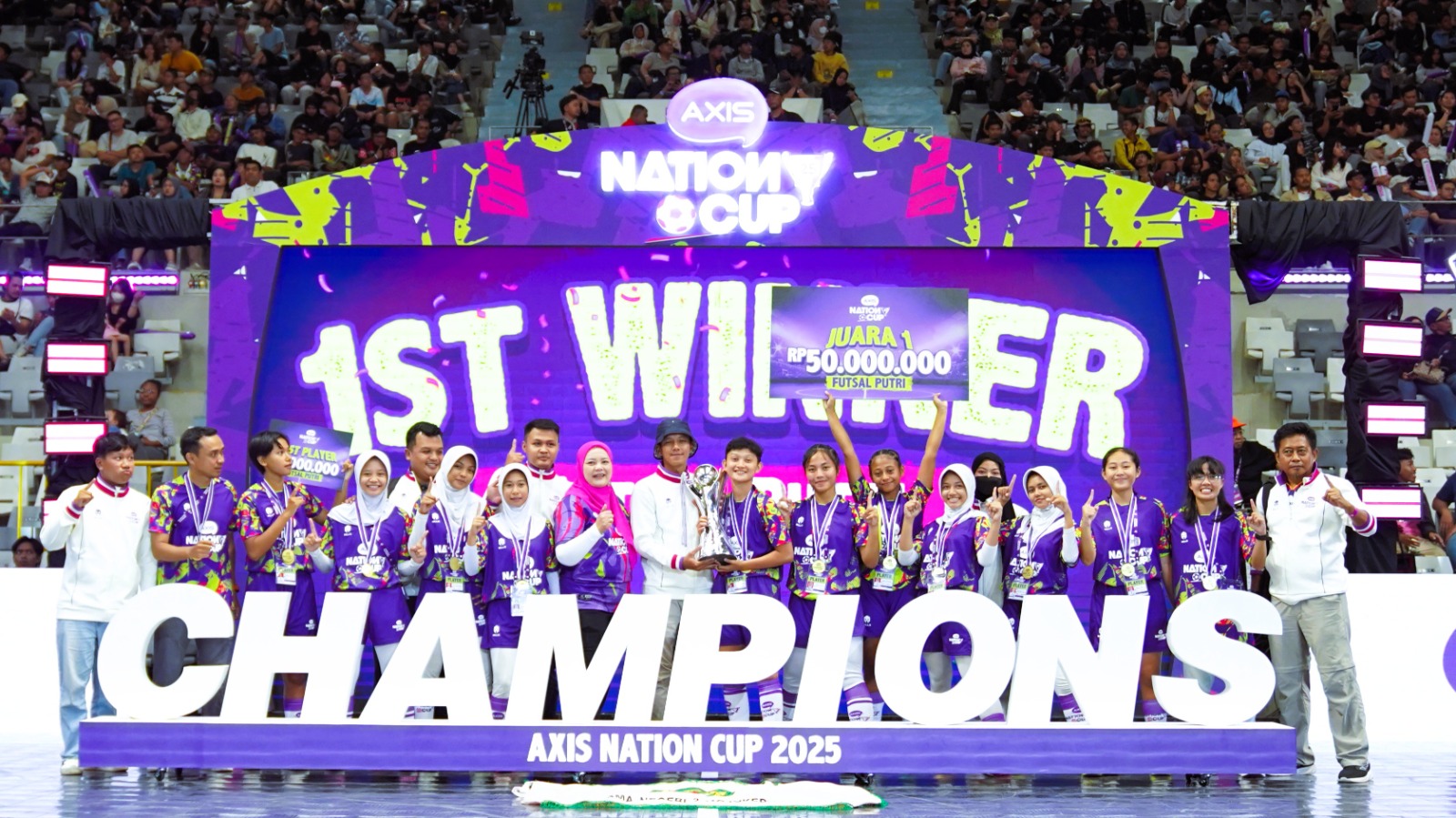 PEMENANG: SMAN 2 Mojokerto kembali keluar sebagai juara AXIS Nation Cup 2025.
