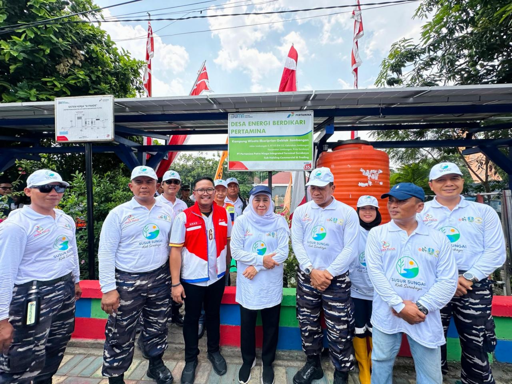 CSR PERTAMINA: Dalam rangka memperingati HUT ke-80 Provinsi Jawa Timur, Gubernur Khofifah Indar Parawansa melaksanakan kegiatan Susur Sungai Surabaya