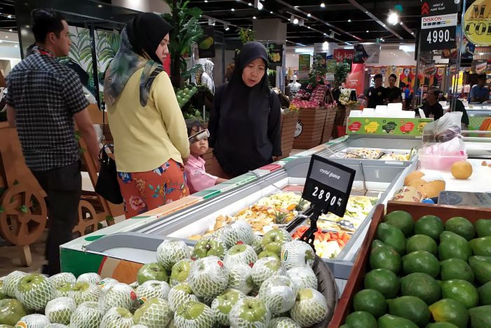 BELANJA: BI mencatat Indeks Keyakinan Konsumen (IKK) untuk periode Oktober mengalami kenaikan.