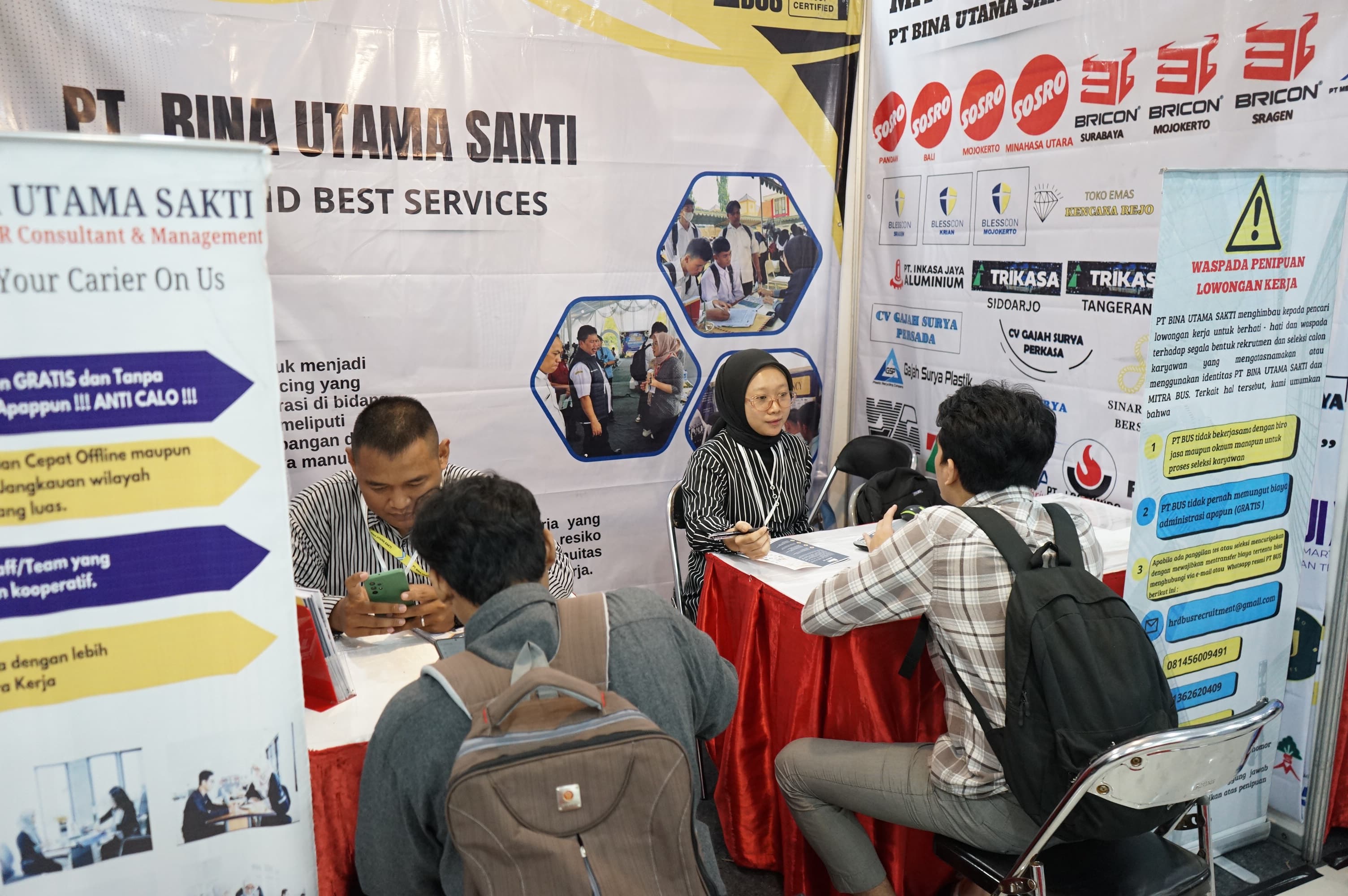 ILUSTRASI: Job fair yang dihelat di Kota Surabaya beberapa waktu lalu.