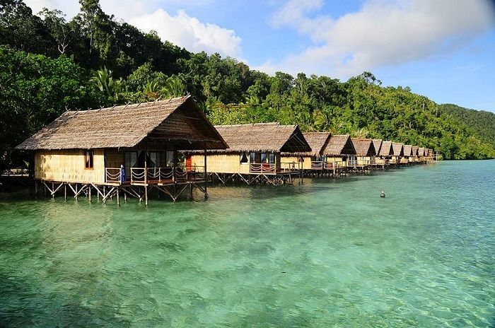 INDAH: Deretan resort dengan dive center di sekitar Raja Ampat. Kemenpar gencar mempromosikan Raja Ampat sebagai bucket-list diving destination ke pasar Australia