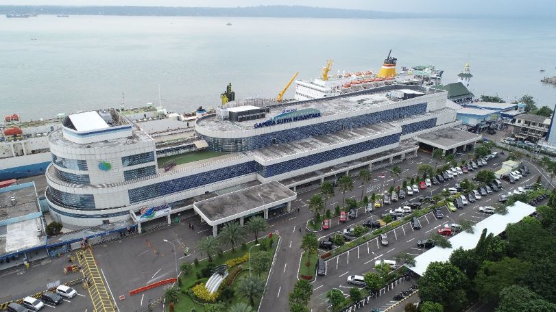 SIBUK: Menjelang angkutan Nataru, Pelindo Regional 3 memastikan seluruh 21 terminal penumpang di wilayah kerjanya dalam kondisi siap melayani lonjakan aktivitas penumpang maupun kapal.