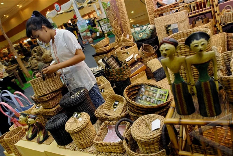 PAMERAN: BPS menyebut industri kreatif nasional mampu menyerap 27,4 juta tenaga kerja.