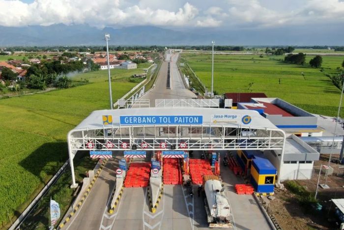 SUDAH SIAP: Gerbang Tol Paiton sebagai bagian ruas Jalan Tol Probolinggo&ndash;Situbondo&ndash;Banyuwangi (Prosiwangi) Segmen Gending&ndash;Paiton.