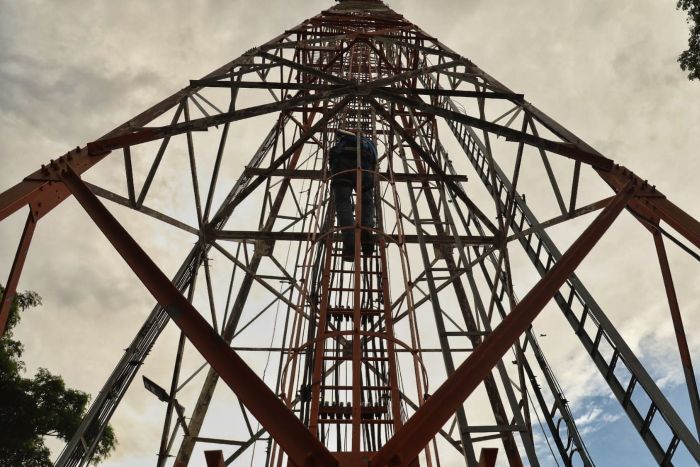 ANTISIPASI: Indosat memastikan kesiapan jaringan yang andal dan stabil di seluruh Jawa Timur yang diproyeksikan trafiknya bakal meningkat hingga 15,5 selema libur Nataru.
