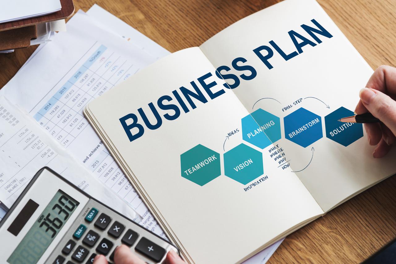 ILUSTRASI: Bussines Plan SebagaiLangkah Awal Krusial Sebelum Berbisnis