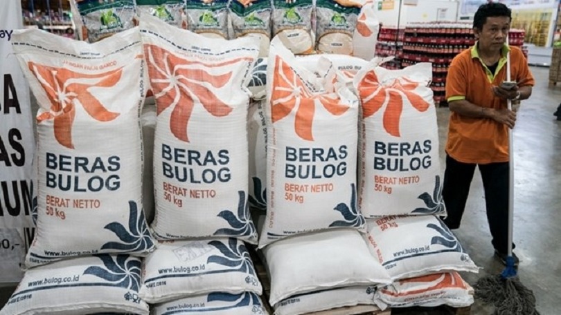 BERSAMA PETANI: Bulog terus memperkuat peran strategisnya dalam mewujudkan swasembada pangan nasional 2025.