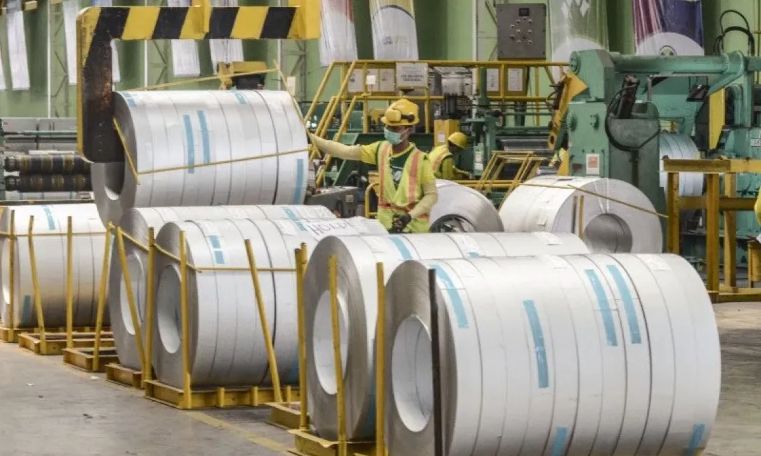 PABRIK: Otoritas Turki menghentikan penyelidikan antidumping terhadap baja nirkarat canai Indonesia pada 27 Desember 2025 lalu, tanpa menetapkan tindakan pengamanan perdagangan.