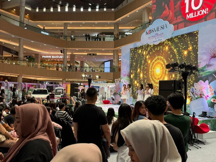 PERAYAAN: Mengusung tema 7 Inovasi di Satu Panggung, pameran Kosmesia menjadi ajang pertemuan inovasi, kreativitas, dan teknologi terbaru industri kosmetik nasional.