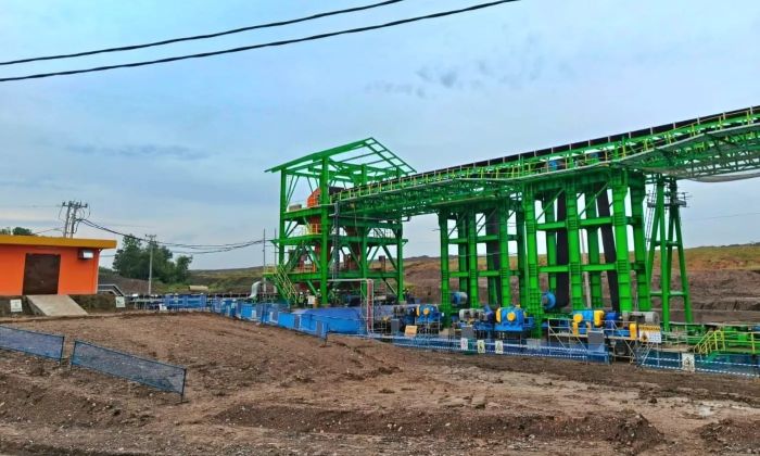 ISTINFRASTRUKTUR: Fasilitas Coal Handling Facility (CHF) dan Train Loading Station (TLS) 6-7 pada jalur angkutan batu bara relasi Tanjung Enim-Kramasan milik PTBA.