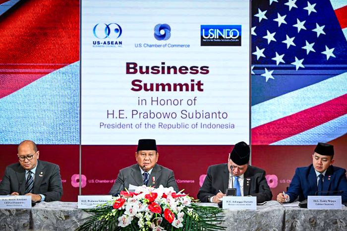 TUGAS NEGARA: Presiden Republik Indonesia, Prabowo Subianto menghadiri sesi roundtable pada Business Summit yang digelar di U.S. Chamber of Commerce, Washington DC, Rabu (18/2/2026).