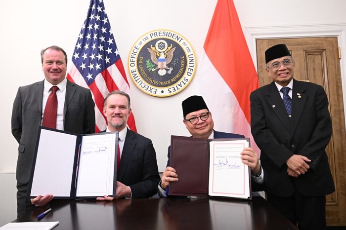 SAH: Pemerintah RI dan Pemerintah AS resmi teken Perjanjian Perdagangan Timbal Balik bertajuk &ldquo;Toward a New Golden Age for the US&ndash;Indonesia Alliance&rdquo; di Washington DC, Kamis (19/2) waktu setempat