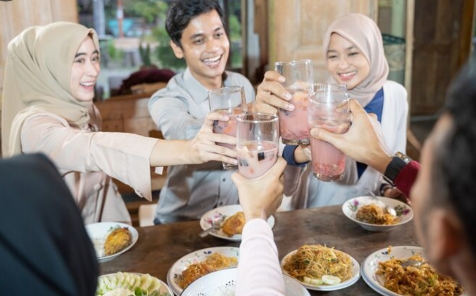 Fenomena War Takjil 2026, Intip Peluang Cuan dari Menu Buka Puasa Paling Valid Versi Gen Z
