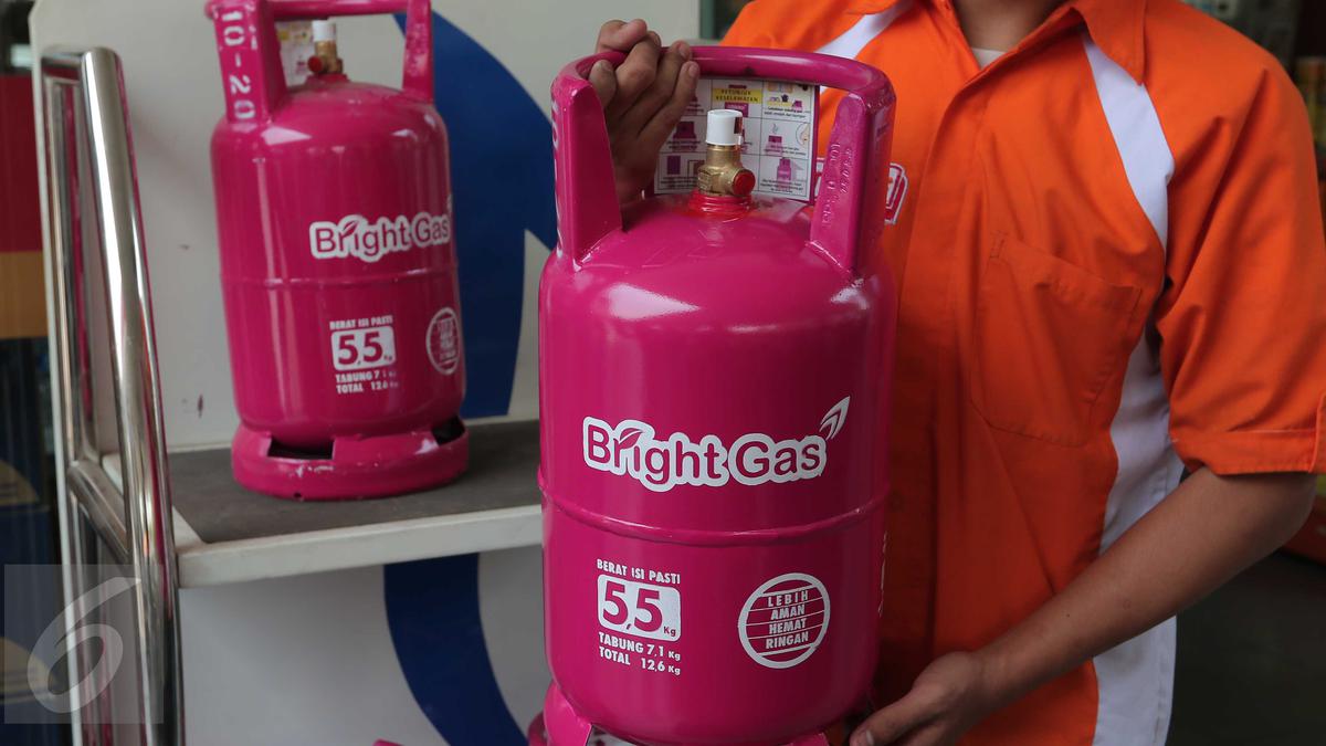 TUKAR: Tabung Bright Gas 5,5 kg berwarna merah muda.