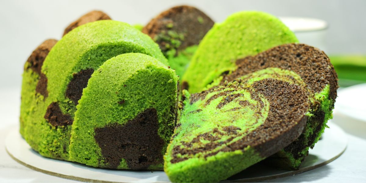 NIKMAT: Kue bolu pandan rumahan.
