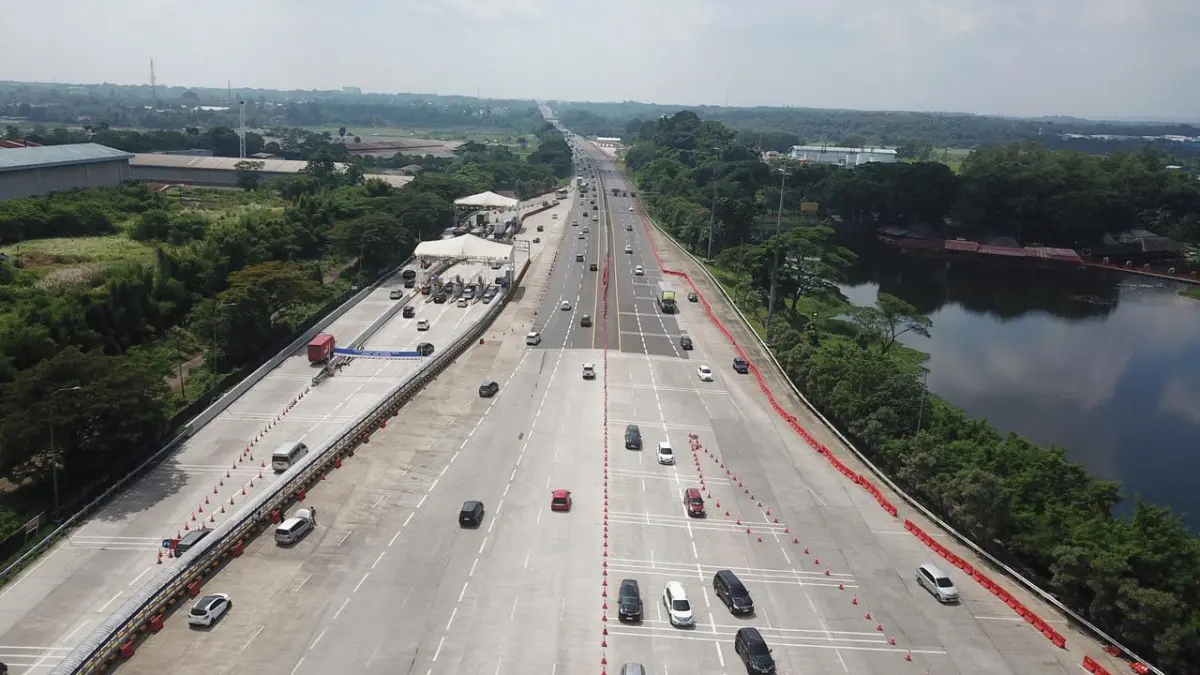 Arus balik mulai ramai di Trans Jawa saat arus balik menjelang masuk kerja