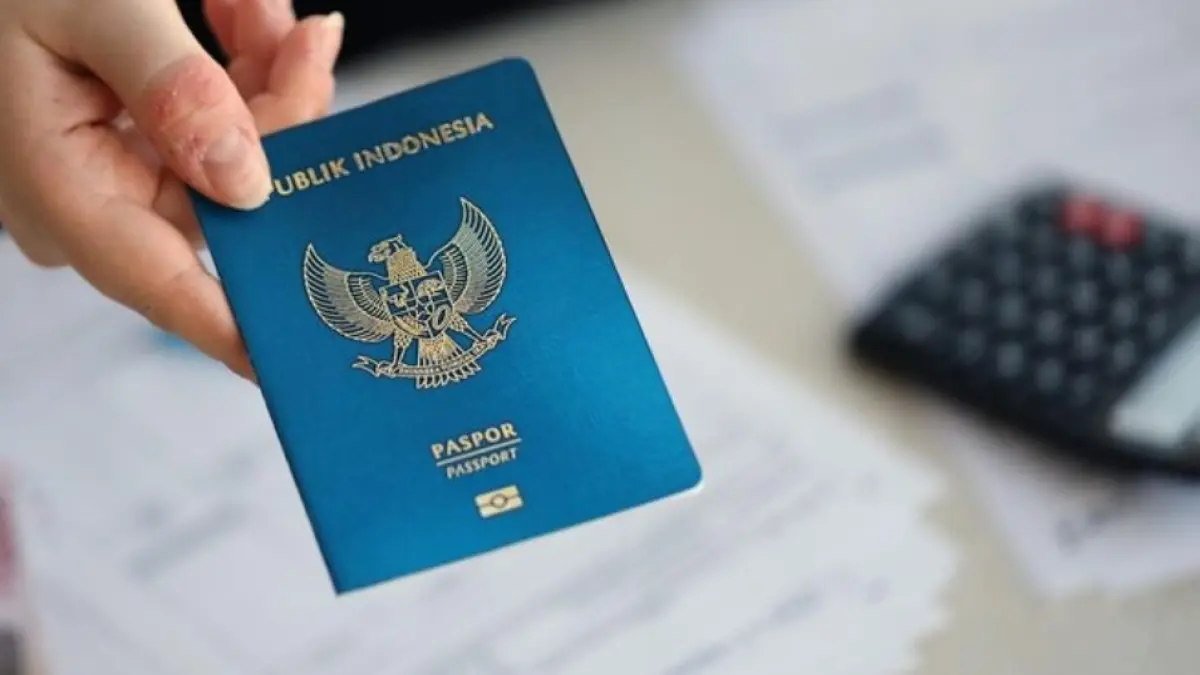 ILUSTRASI: Paspor Indonesia sebagai salah satu syarat dokumen berpergian ke luar negeri. 