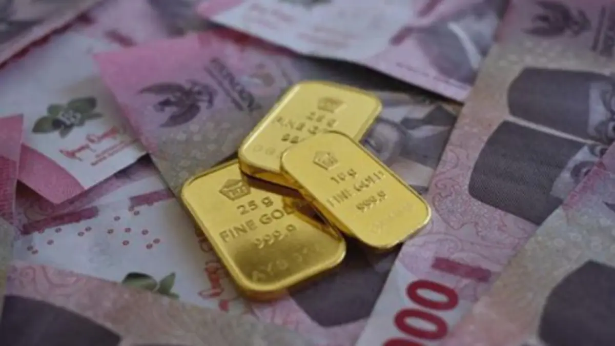 Berbanding terbalik, harga emas UBS dan Galeri24 yang dipasarkan melalui Pegadaian justru mengalami penurunan.