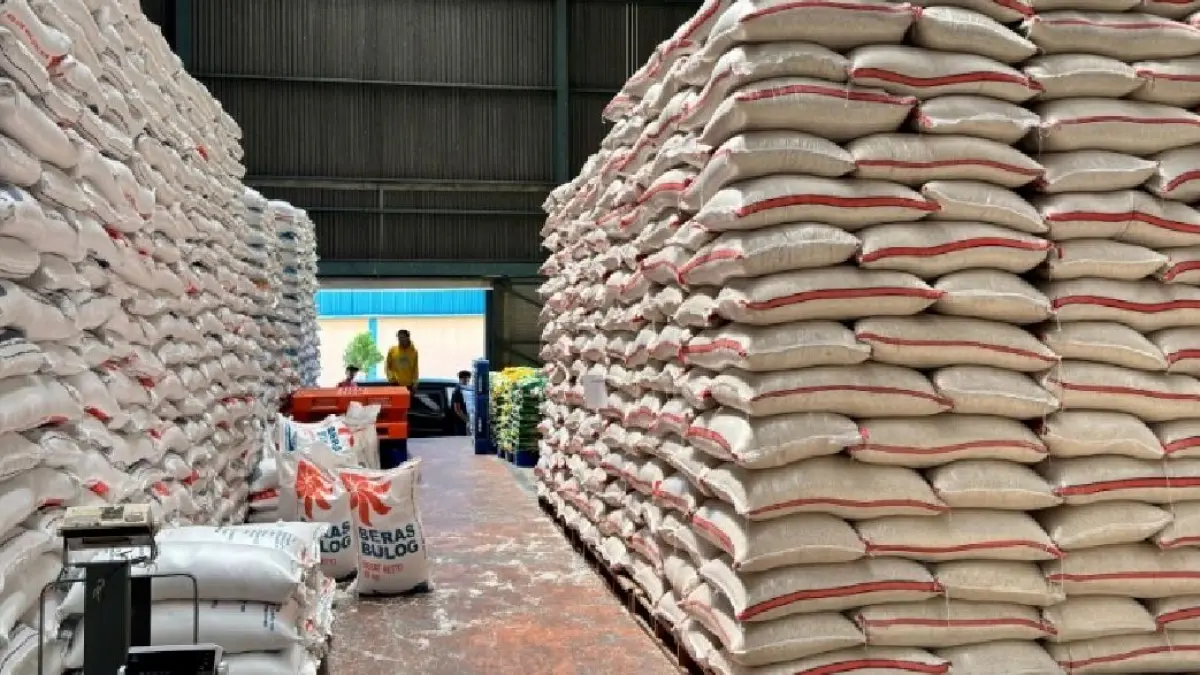 STOK AMAN: Persedian beras di Jawa Timur sudah aman, termasuk persiapan bila El Nino mengganggu panen.