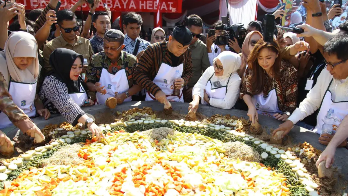 Festival Rujak Uleg 2026 Surabaya Bertema “Rujakphoria”, gerakkkan ekonomi lewat UMKM dan wisata