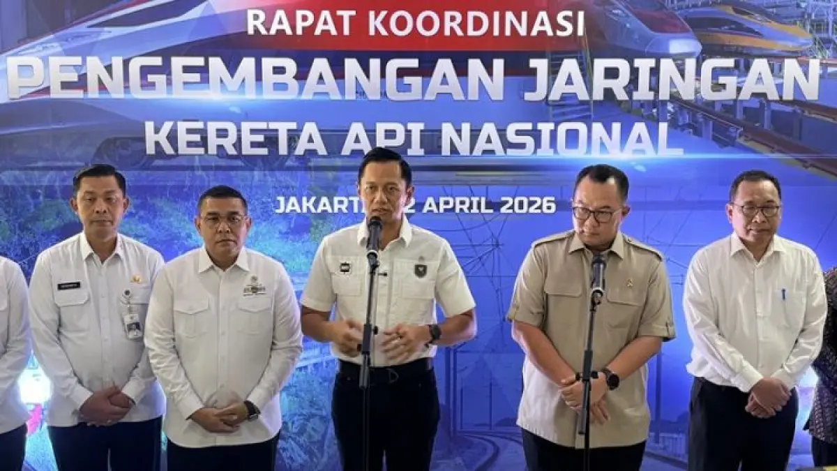 Menko Bidang Infrastruktur dan Pembangunan Kewilayahan, Agus Harimurti Yudhoyono (AHY) saat memberikan keterangan pers.