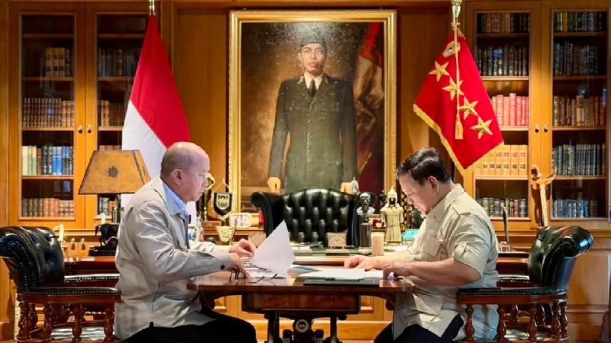 Rosan Roeslani bertemu Presiden Prabowo Subianto membahas percepatan program hilirisasi di Indonesia.
(Foto: Instagram @rosanroeslani)