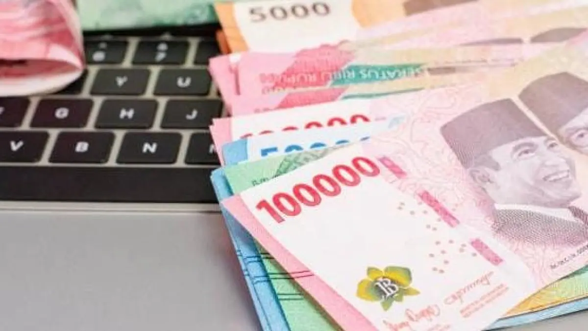 ILUSTRASI: Mata uang rupiah yang kembali mengalami pelemahan pada perdagangan Senin (4/5)