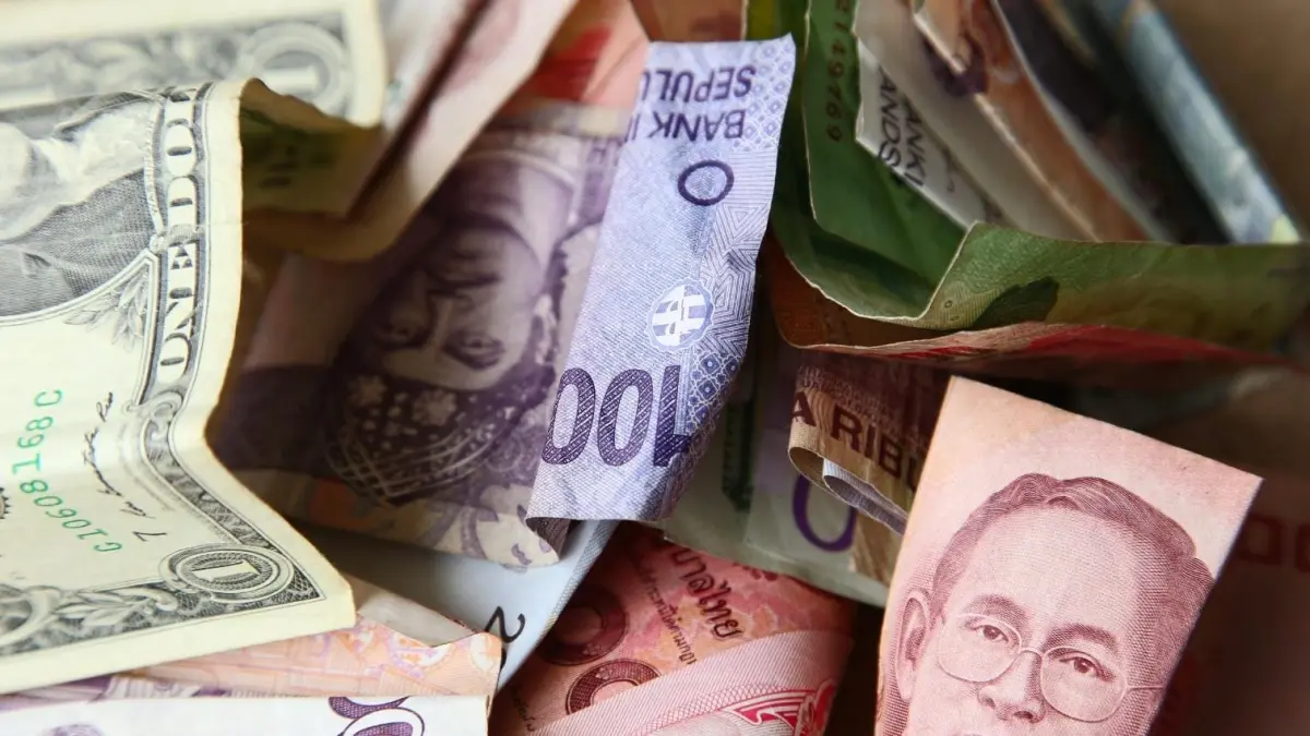 ILUSTRASI: Mata uang rupiah yang menguat tipis pada perdagangan Rabu (6/5)
