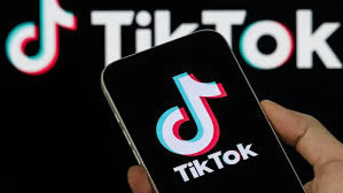 APLIKASI: Per Senin, 18 Mei 2026, TikTok Shop resmi menerapkan skema Biaya Komisi Dinamis baru yang menaikkan batas atas potongan transaksi hingga Rp650.000 per produk.
