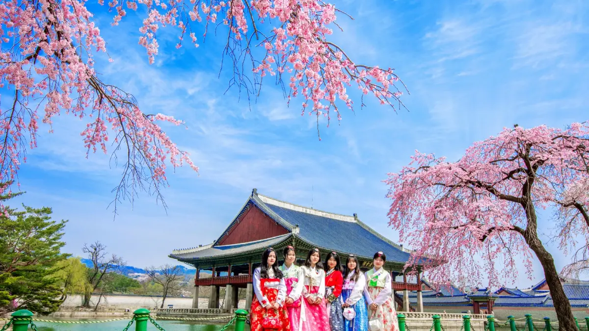 ILUSTRASI: Korea Selatan resmi memberikan fasilitas bebas visa sementara bagi wisatawan rombongan asal Indonesia hingga akhir 2026. (Foto: Magnific)