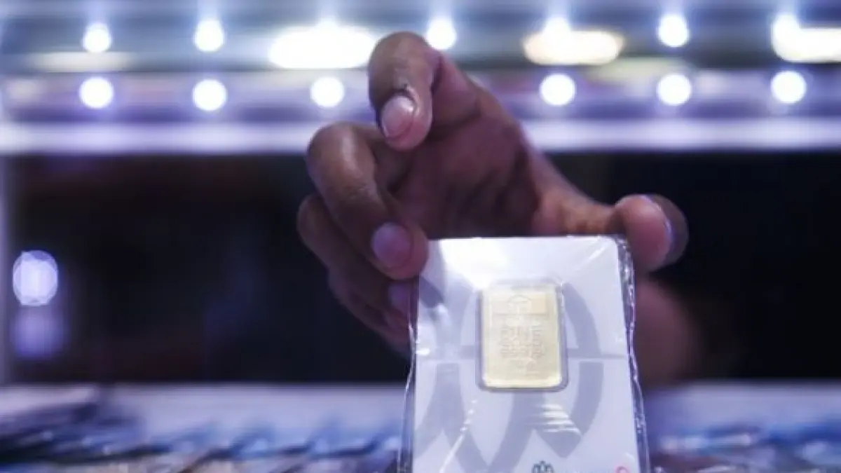 REBOUND TIPIS : Per hari ini, Senin (8/6) pukul 08.16 WIB, emas Antam dibanderol Rp2.743.000 per gram. (IST/ JPNN)