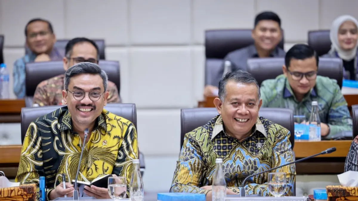 Kementerian UMKM saat ini tengah memfokuskan program percepatan legalitas usaha, termasuk membagikan 500 ribu sertifikasi halal gratis untuk memperkuat daya saing bisnis lokal.