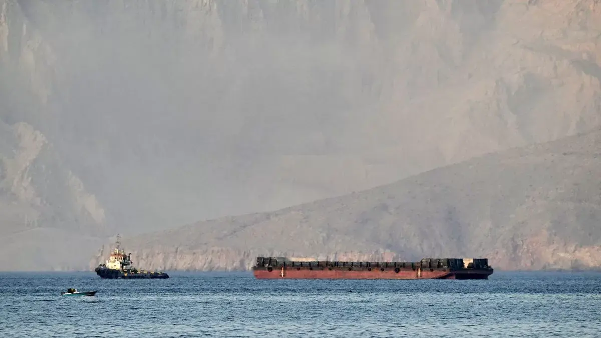KETEGANGAN MEMUNCAK : Iran umumkan penutupan Selat Hormuz karena menilai AS gagal menghentikan agresi Israel di Lebanon. (Foto : Istimewa)