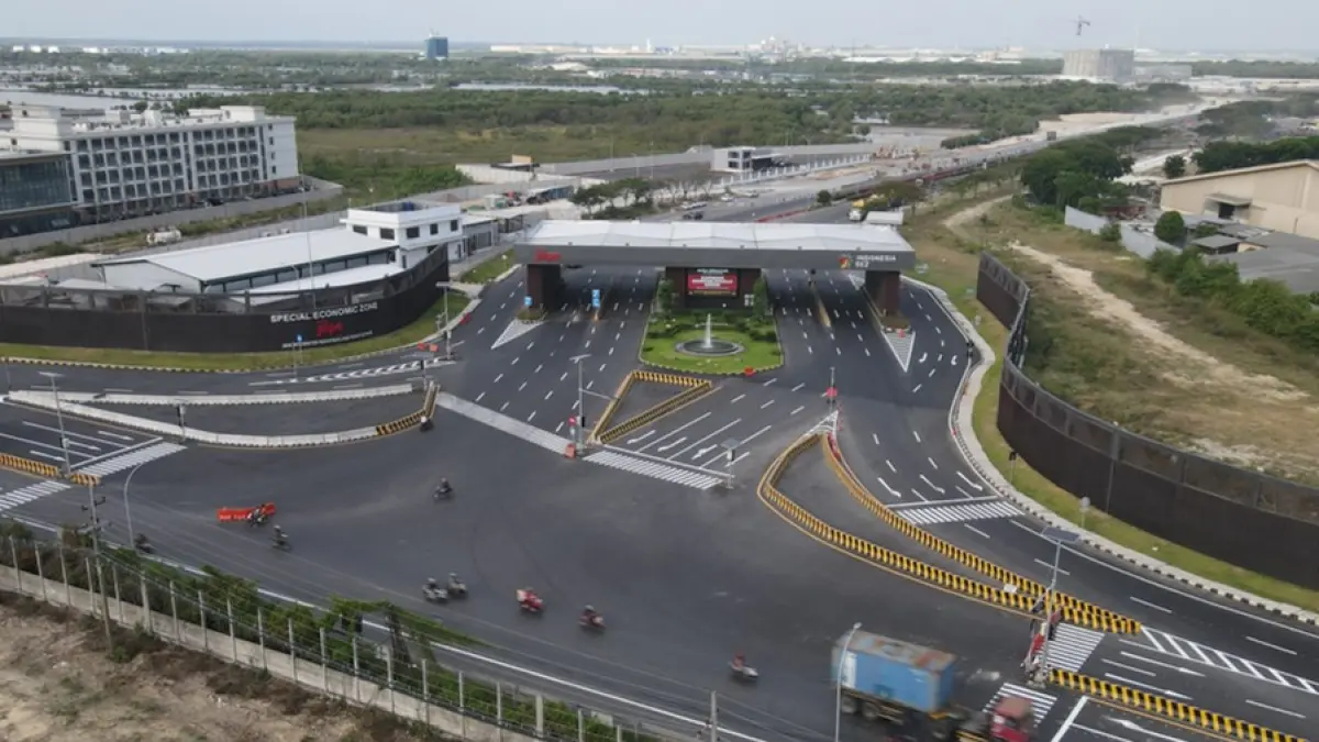 Akses utama kawasan KEK Gresik, KEK jadi magnet investasi dan penciptaan lapangan kerja.