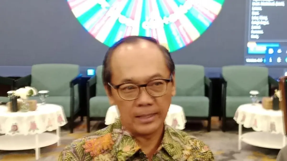 Menurut Kepala Perwakilan Bank Indonesia Provinsi Jawa Timur, Ibrahim kondisi ekonomi global saat ini masih dibayangi ketidakpastian yang tinggi.