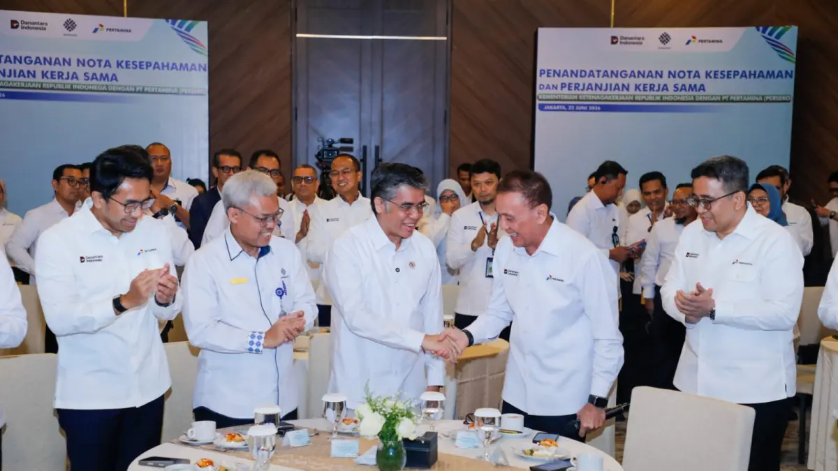 Penandatanganan Nota Kesepahaman (MoU) tentang Sinergi Program Ketenagakerjaan dan Pendayagunaan SDM di Jakarta, (Foto : Ist/Radar Surabaya Bisnis) 