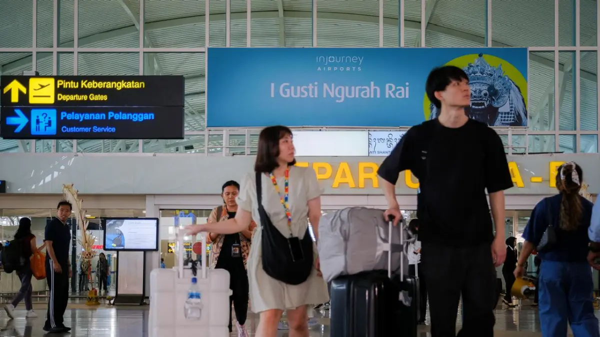 PARIWISATA RI: Suasana kedatangan wisman di bandara. BVK dinilai jadi katalis penting bagi ekonomi pariwisata RI. 