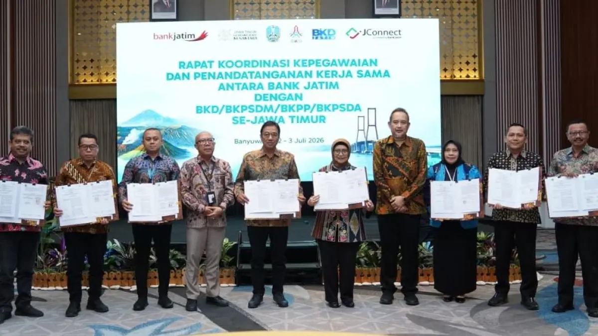 KERJASAMA : PT Bank Pembangunan Daerah Jawa Timur Tbk (Bank Jatim) memperkuat kemitraan dengan BKD Provinsi Jawa Timur serta BKD/BKPSDM/BKPP/BKPSDA di 38 kabupaten/kota.