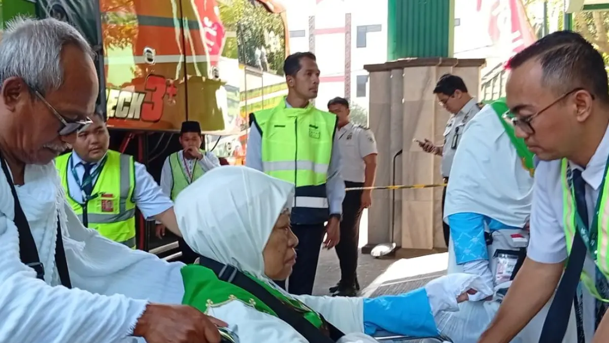 Kemenhaj memastikan hak jemaah haji yang meninggal tetap terpenuhi. Ahli waris berhak menerima asuransi hingga Rp204 juta serta layanan badal haji.